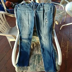 Dark wash skinny jeans.